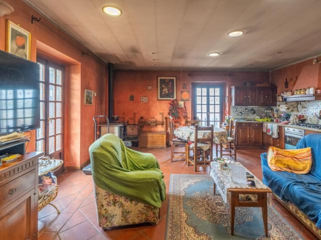 Villetta indipendente in vendita di 140 m² in Via Sant&apos Anastasio, 8