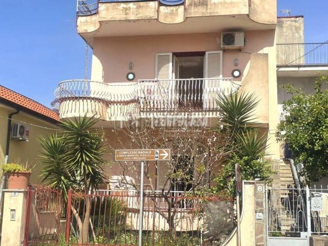 Villetta indipendente in vendita di 140 m² in Via Santa Caterina