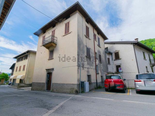 Villetta indipendente in vendita di 140 m² in Via Palma il Vecchio