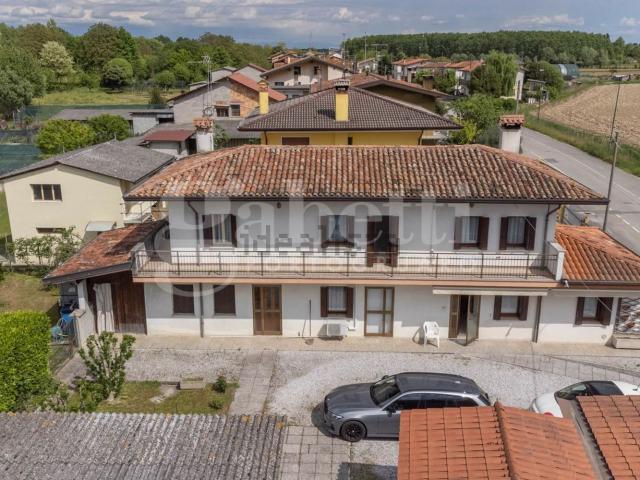 Villetta indipendente in vendita di 140 m² in Via Parz, 69