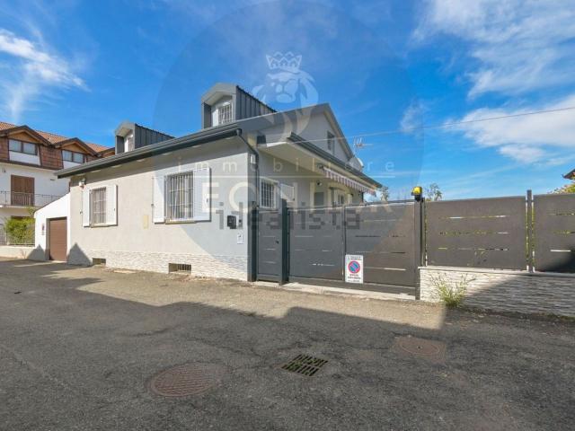 Villetta indipendente in vendita di 140 m² in Via Pastrengo, 9