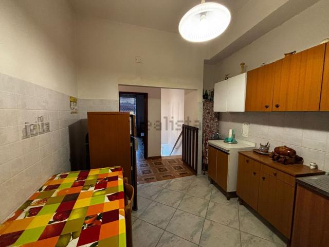 Villetta indipendente in vendita di 140 m² in Via Pirarella, 7