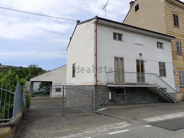 Villetta indipendente in vendita di 140 m² in Via Roma, 32