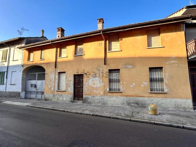 Villetta indipendente in vendita di 140 m² in Via Roma, 39