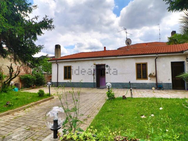 Villetta indipendente in vendita di 140 m² in Via Resegone, 104