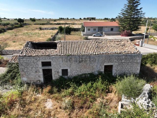 Villetta indipendente in vendita di 140 m² in Via Vanella, 117