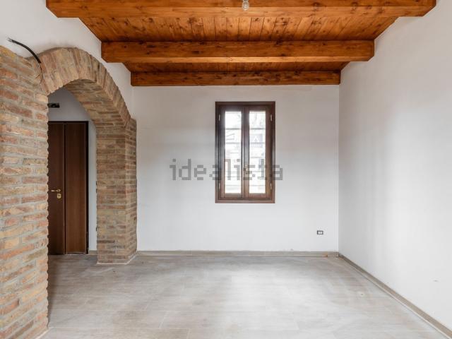 Villetta indipendente in vendita di 140 m² in Via Vittorio Veneto, 55