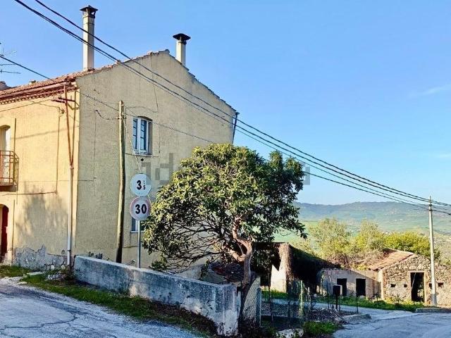 Villetta indipendente in vendita di 140 m² in Contrada Briccioli, 142