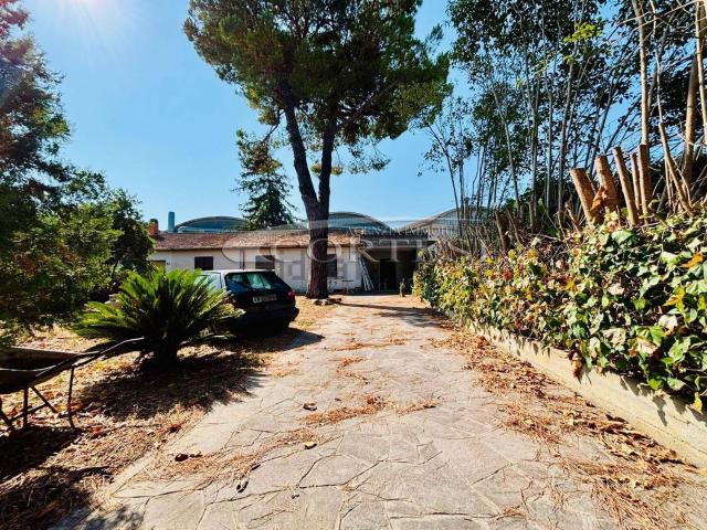 Villetta indipendente in vendita di 140 m² in Località Bellocchi, 54