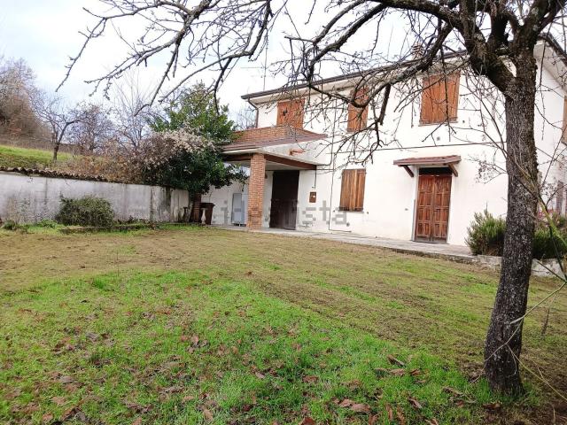 Villetta indipendente in vendita di 140 m² in Località Binelli