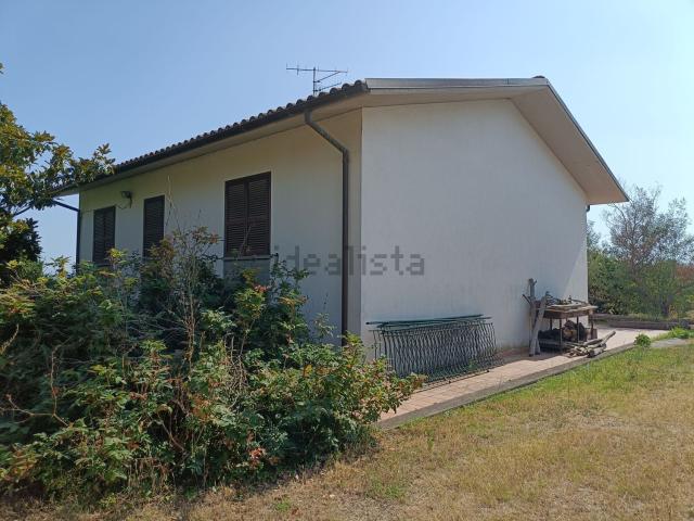 Villetta indipendente in vendita di 140 m² in Strada Freddano