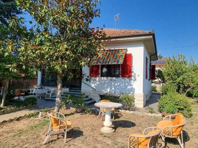 Villetta indipendente in vendita di 140 m² in Strada PROVINCIALE