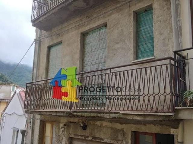 Villetta indipendente in vendita di 141 m² in Via archimede