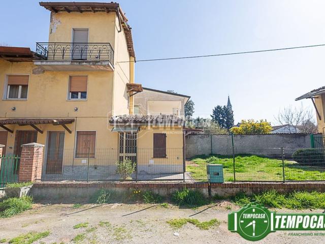 Villetta indipendente in vendita di 141 m² in Via Lodigiani Lelia