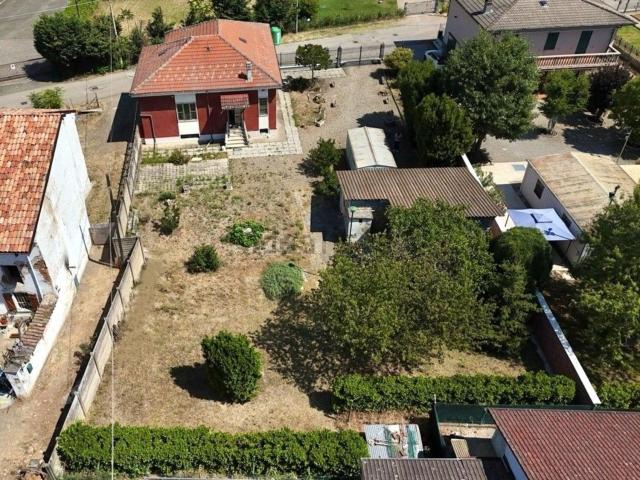 Villetta indipendente in vendita di 141 m² in Via Moschini