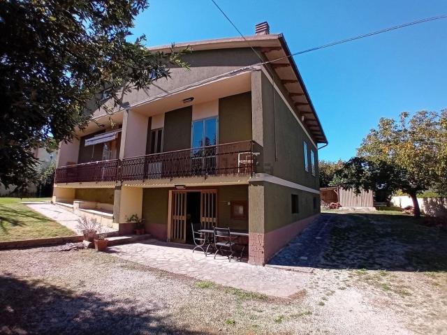 Villetta indipendente in vendita di 141 m² in Via Torino, 86