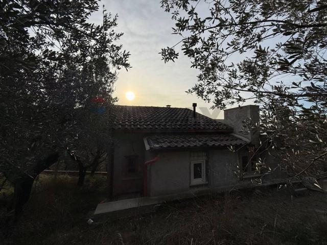 Villetta indipendente in vendita di 141 m² in Via Villanuova, 11