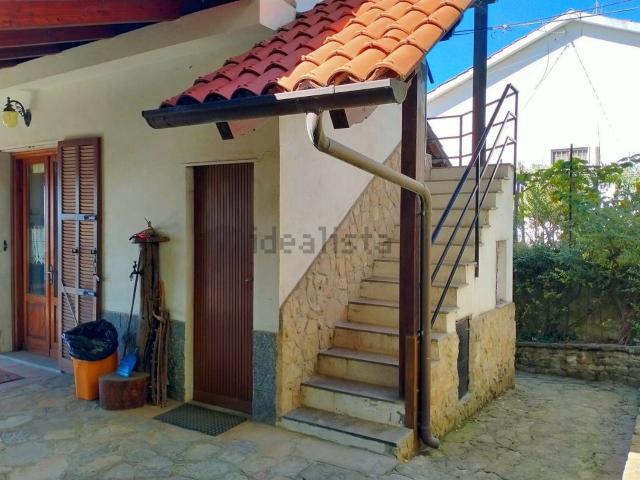 Villetta indipendente in vendita di 142 m²