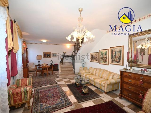 Villetta indipendente in vendita di 142 m²