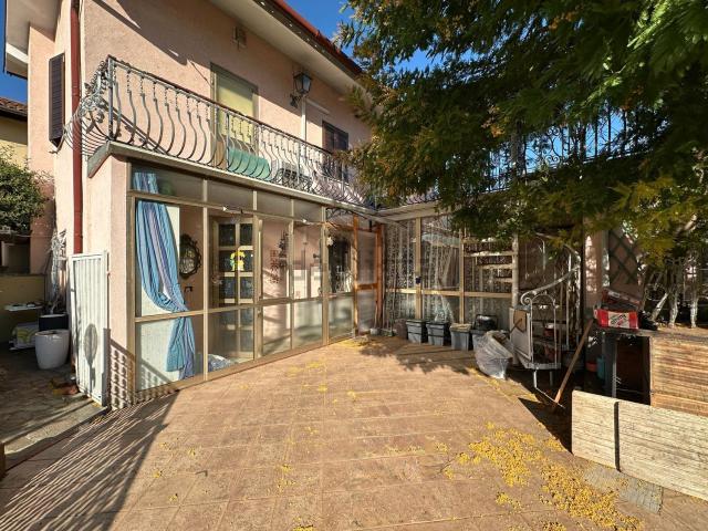 Villetta indipendente in vendita di 142 m² in Via Jacopo Leonardis