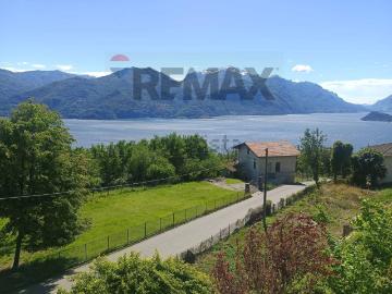 Villetta indipendente in vendita di 142 m² in Via Roccolino