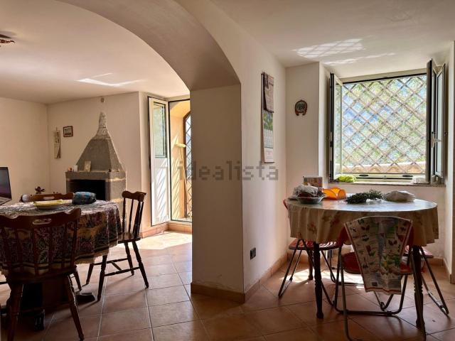 Villetta indipendente in vendita di 142 m² in Via raja, 6