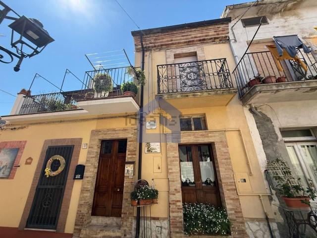Villetta indipendente in vendita di 142 m² in Vico Ricciotti
