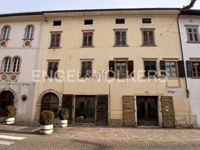 Villetta indipendente in vendita di 1435 m² in Via Maier Contrada Taliana, 7
