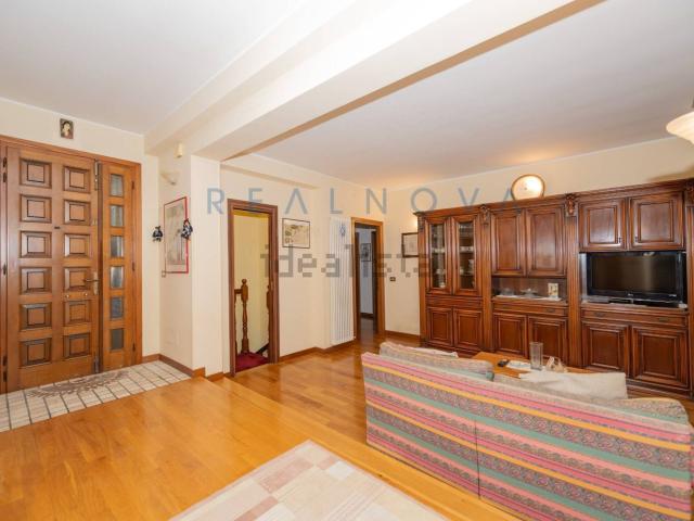 Villetta indipendente in vendita di 33175 m²