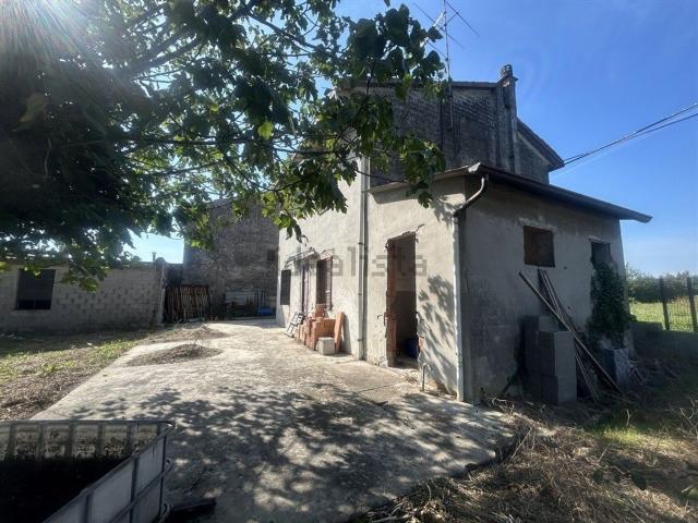 Villetta indipendente in vendita di 143 m² in Via Cò Dè Vanni, 42