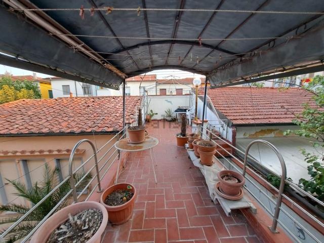 Villetta indipendente in vendita di 143 m² in Via Giulio Cesare, 30