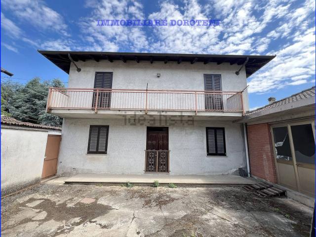 Villetta indipendente in vendita di 143 m² in Via Guglielmo Marconi