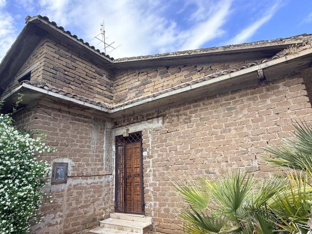 Villetta indipendente in vendita di 143 m² in Via Monte Marino, 34