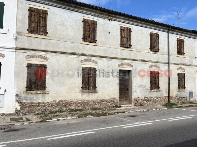 Villetta indipendente in vendita di 143 m² in Via XX Settembre