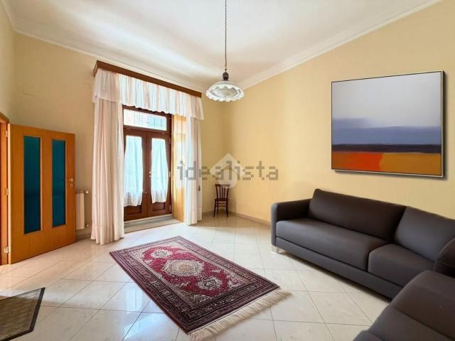 Villetta indipendente in vendita di 143 m² in Viale Augusto, 14