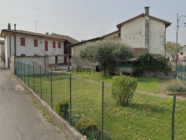 Villetta indipendente in vendita di 144 m² in Via Fiume, 2