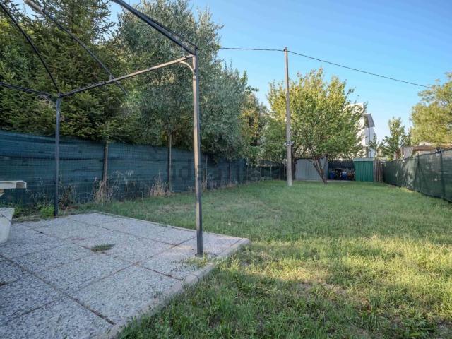 Villetta indipendente in vendita di 144 m² in Viale Narciso Parigi