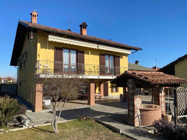 Villetta indipendente in vendita di 144 m² in Frazione Stella