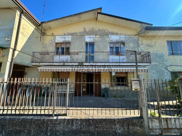Villetta indipendente in vendita di 145 m²