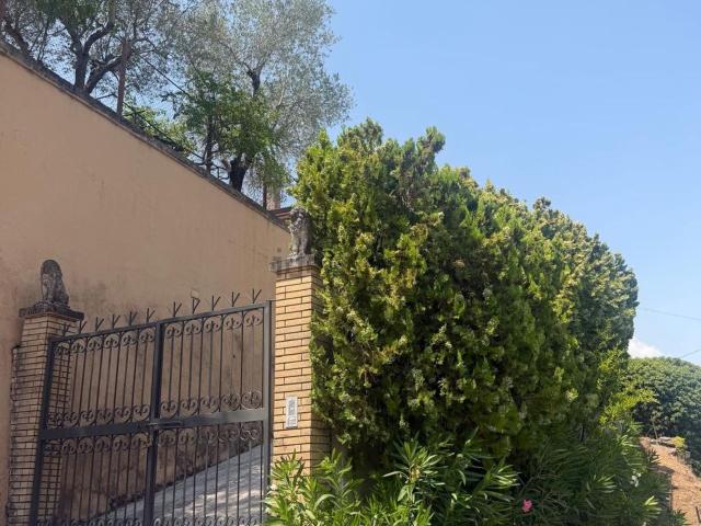 Villetta indipendente in vendita di 145 m² in Via Casale, 4