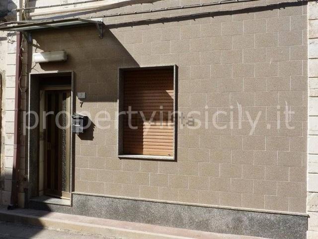 Villetta indipendente in vendita di 145 m² in Via Giuseppe Tinè, 7