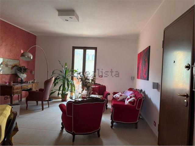 Villetta indipendente in vendita di 145 m² in Via Spinoza