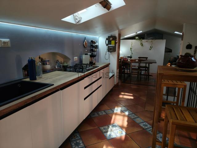 Villetta indipendente in vendita di 145 m² in Via Umberto I°, 163