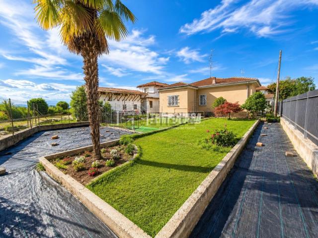 Villetta indipendente in vendita di 145 m² in Via Vettignè