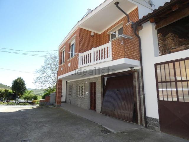 Villetta indipendente in vendita di 145 m² in Frazione Sant&apos Antonio