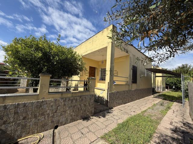 Villetta indipendente in vendita di 145 m² in Località su Spantu