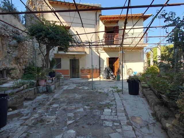 Villetta indipendente in vendita di 146 m² in Via delle Cadaline, 5