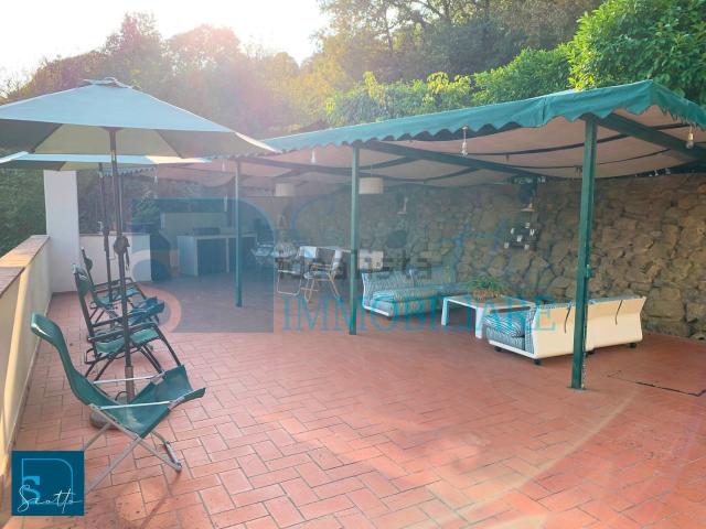 Villetta indipendente in vendita di 146 m² in Via le Rocche, 4