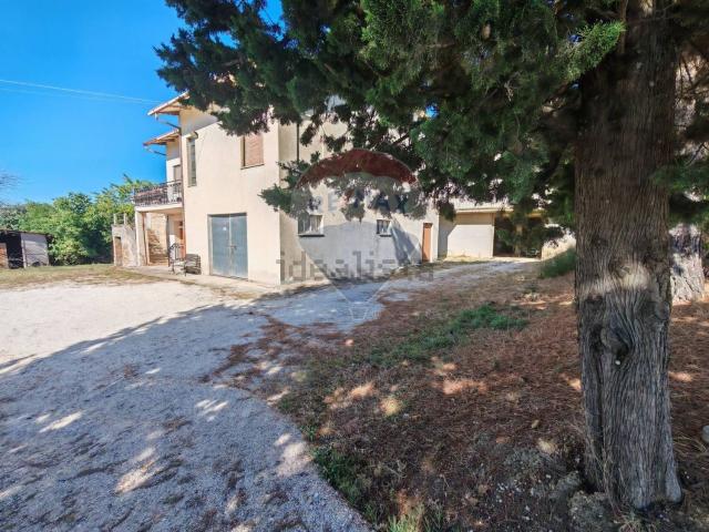 Villetta indipendente in vendita di 146 m² in Contrada Fonte Rosa, 6
