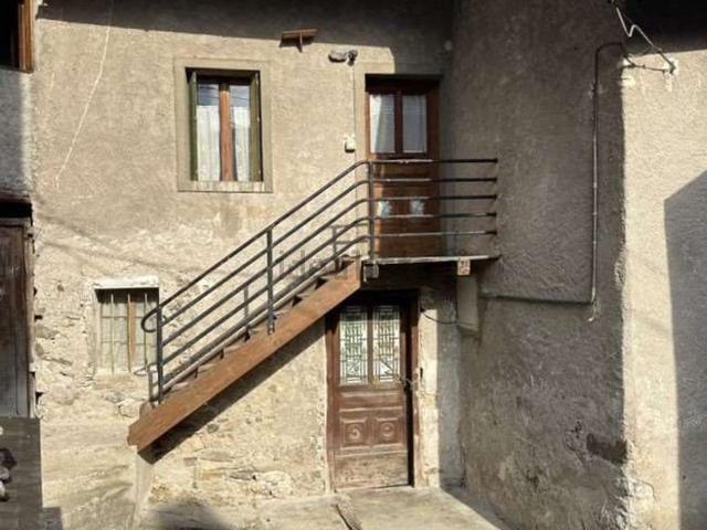 Villetta indipendente in vendita di 146 m² in Frazione Parech